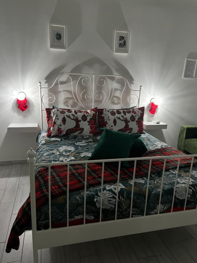 Beatrice Home เนเปิลส์ ภายนอก รูปภาพ
